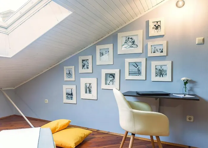 شقة Relaxed Attic In The Old Town