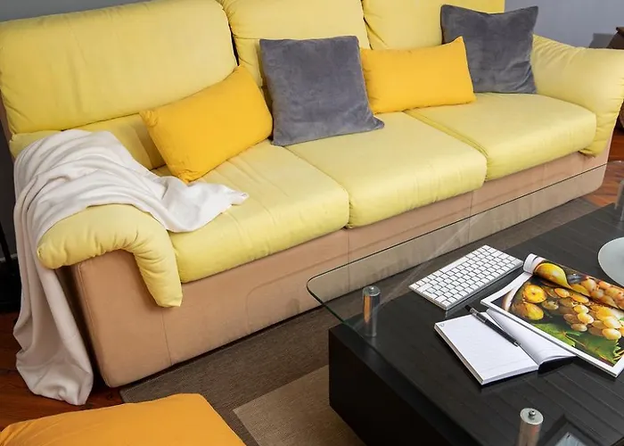 Relaxed Attic In The Old Town *